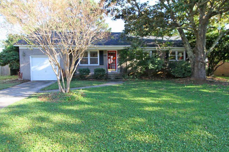 1058 Valley Road Charleston, SC 29412 - Photo 2 of 29 1058 Valley rd (29)0029