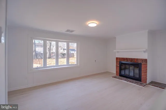 $349,000 | 1302 Edgewood Avenue, Westville, NJ 08093