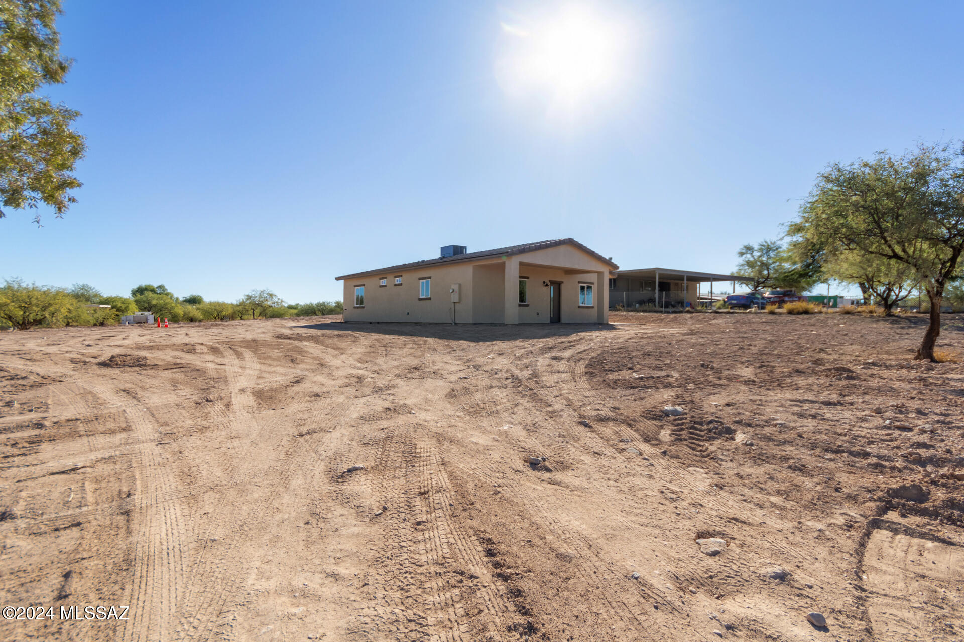 10341 South Summit Park Road Tucson, AZ 85756 - Photo 4 of 31 Gallery Image 4