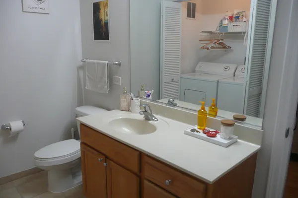 $2,200 | 1255 South State Street, Unit 1211, Chicago, IL 60605