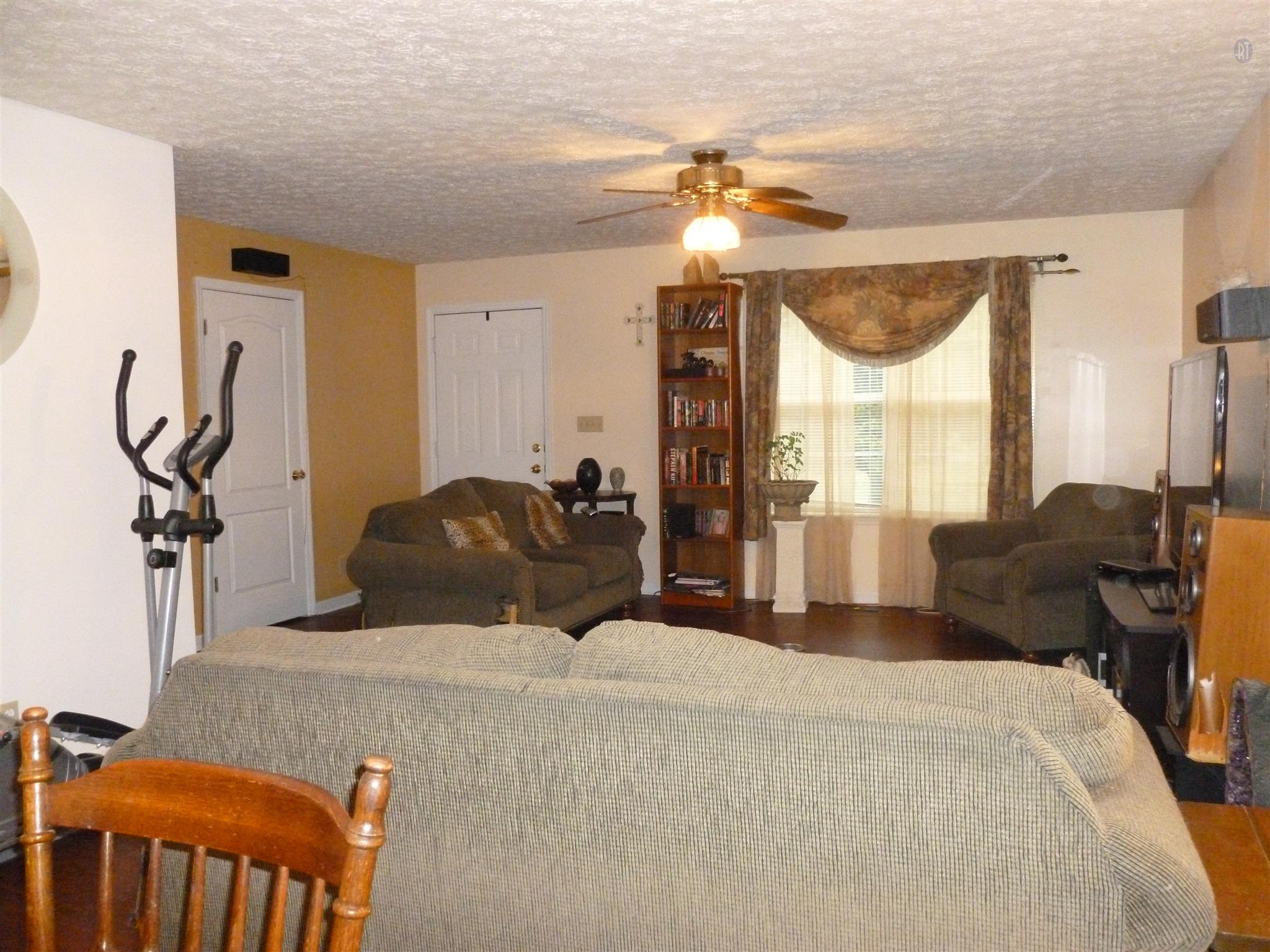 402 Amy Road Hillsboro, TN 37342 - Photo 3 of 16 Gallery Image 3