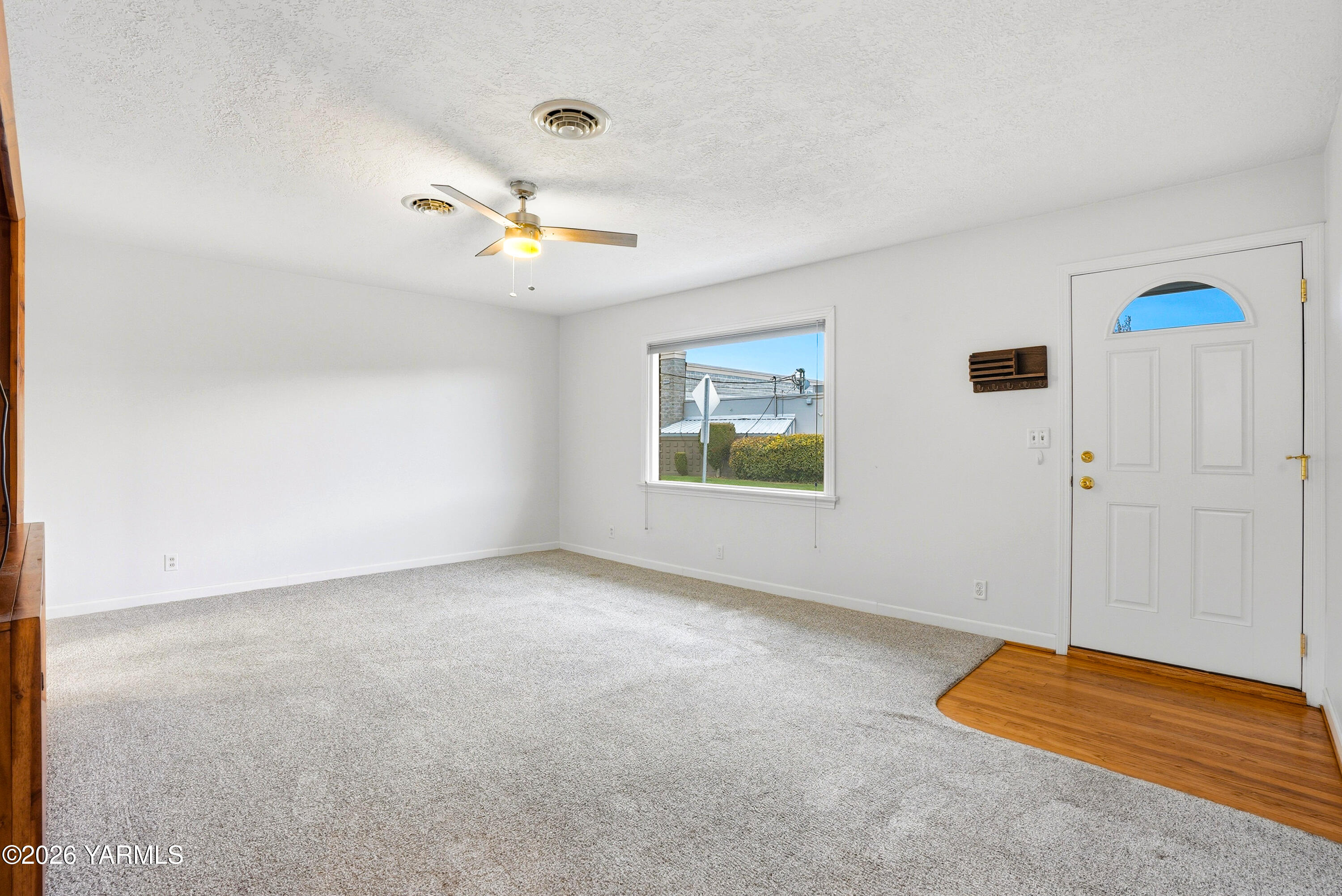 4105 Snowmountain Road Yakima, WA 98908 - Photo 6 of 11 4105 Snowmountain Rd_007