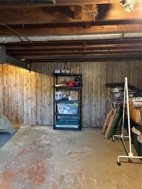 581 Meadow Road Irwin, PA 15642 - Photo 15 of 18 Gallery Image 15