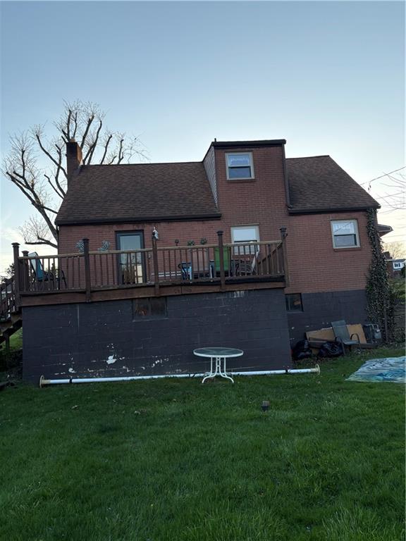 581 Meadow Road Irwin, PA 15642 - Photo 3 of 18 Gallery Image 3