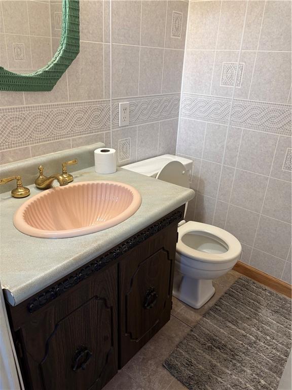 581 Meadow Road Irwin, PA 15642 - Photo 10 of 18 Gallery Image 10