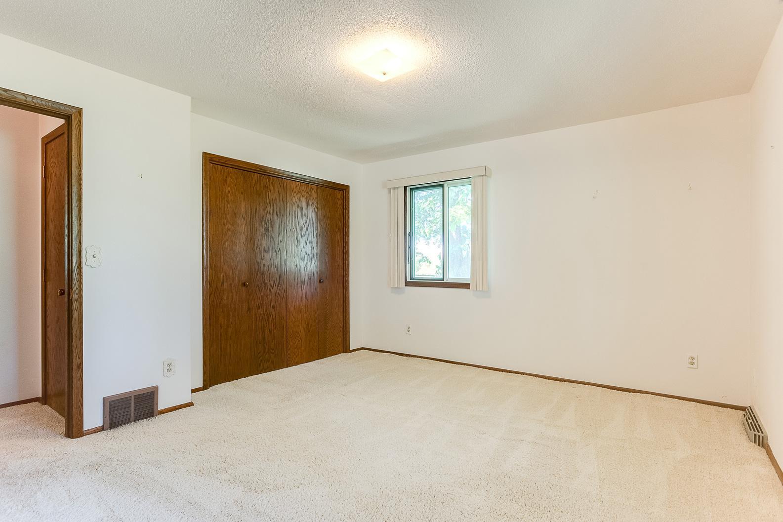 5664 Woodside Road Southeast Prior Lake, MN 55372 - Photo 14 of 29 Gallery Image 14