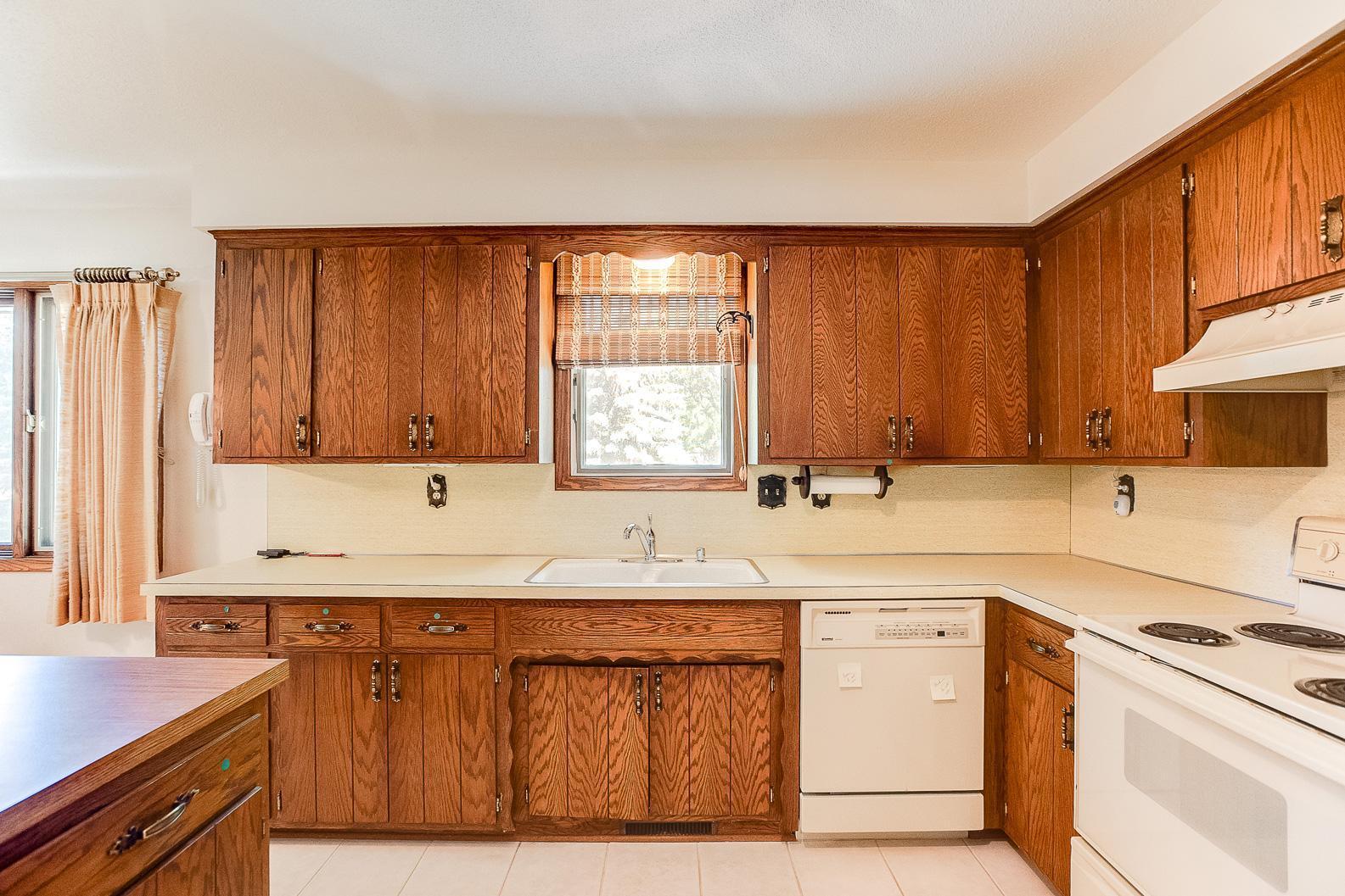 5664 Woodside Road Southeast Prior Lake, MN 55372 - Photo 8 of 29 Gallery Image 8