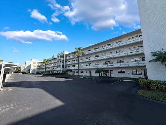 $145,000 | 5970 80th Street North, Unit 206, St. Petersburg, FL 33709