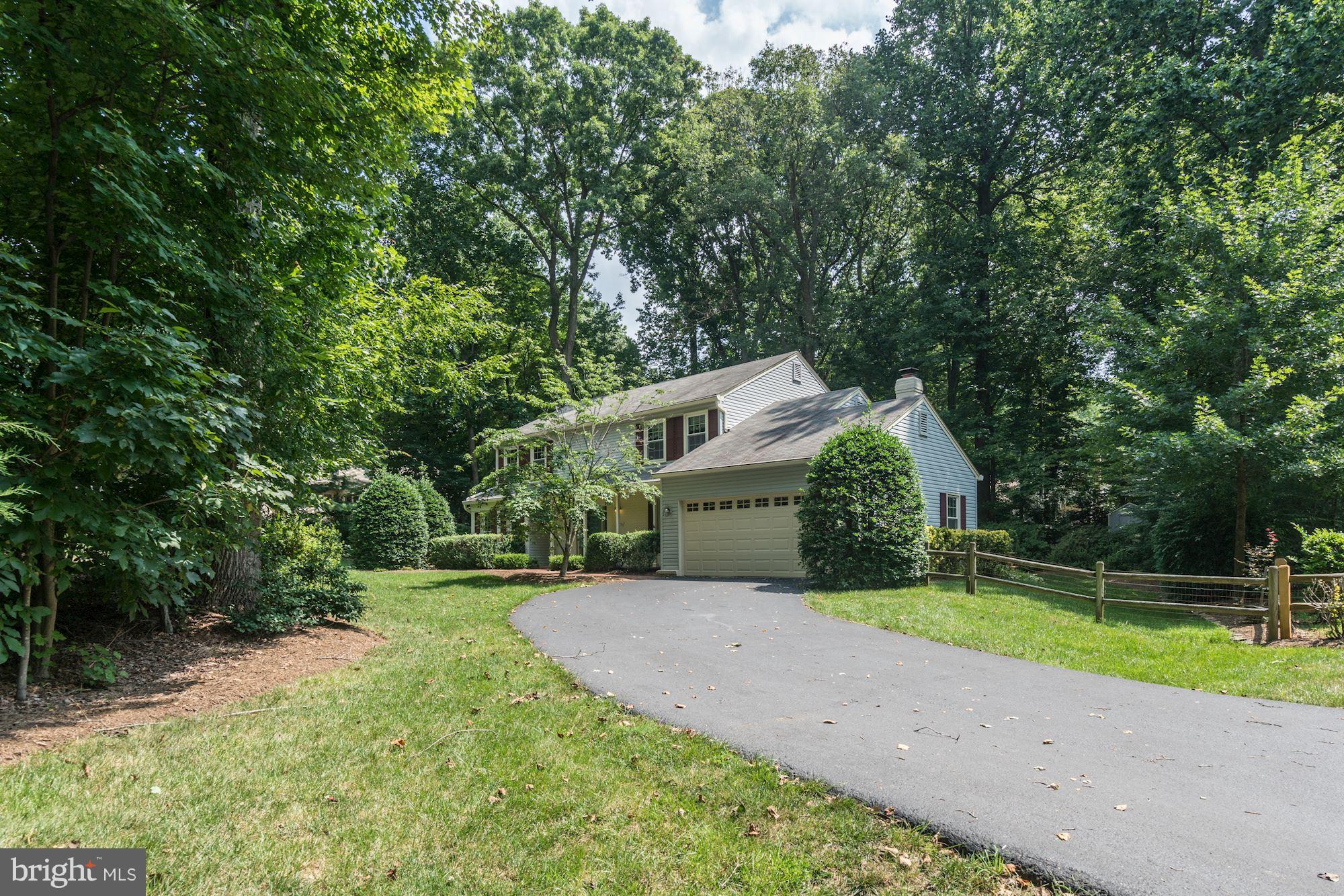 12306 Cannonball Road Fairfax, VA 22030 - Photo 26 of 30 Exterior (Front)