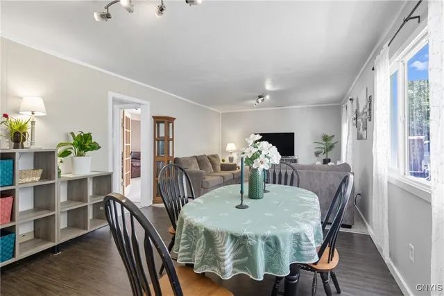 $193,000 | 7924 Rinaldo Boulevard East, Cicero, NY 13030