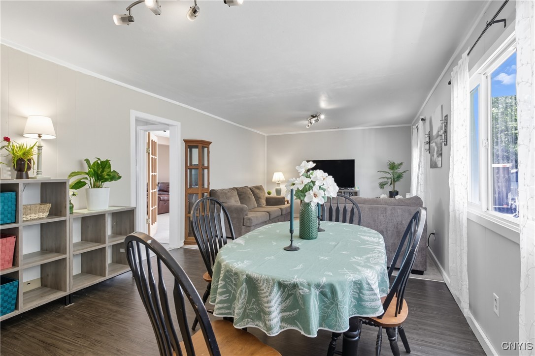 7924 Rinaldo Boulevard East Cicero, NY 13030 - Photo 5 of 27