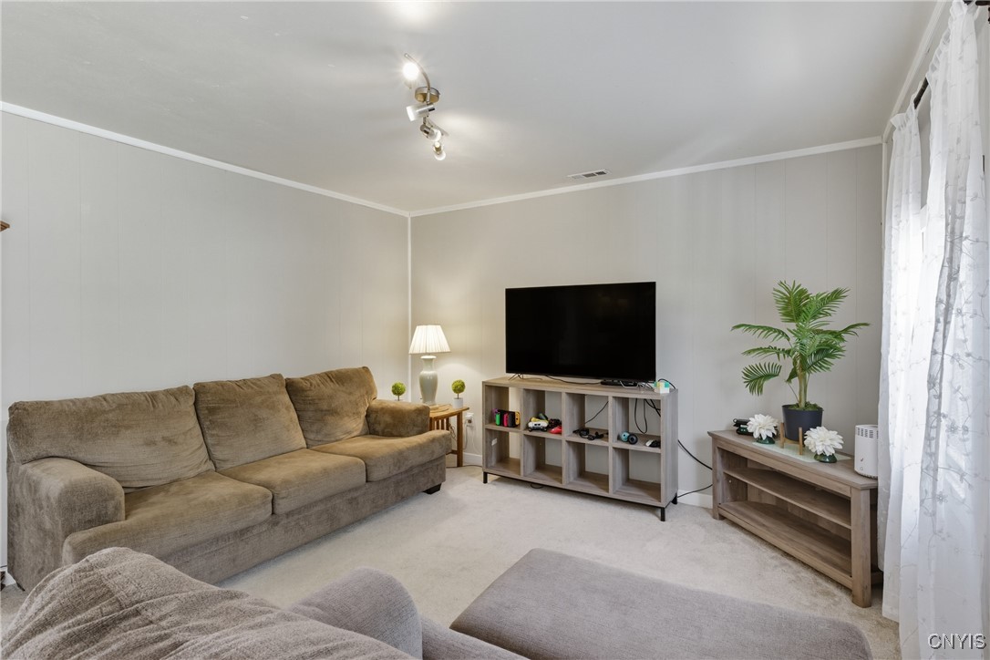 7924 Rinaldo Boulevard East Cicero, NY 13030 - Photo 7 of 27