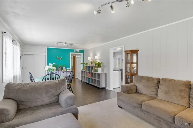 $193,000 | 7924 Rinaldo Boulevard East, Cicero, NY 13030