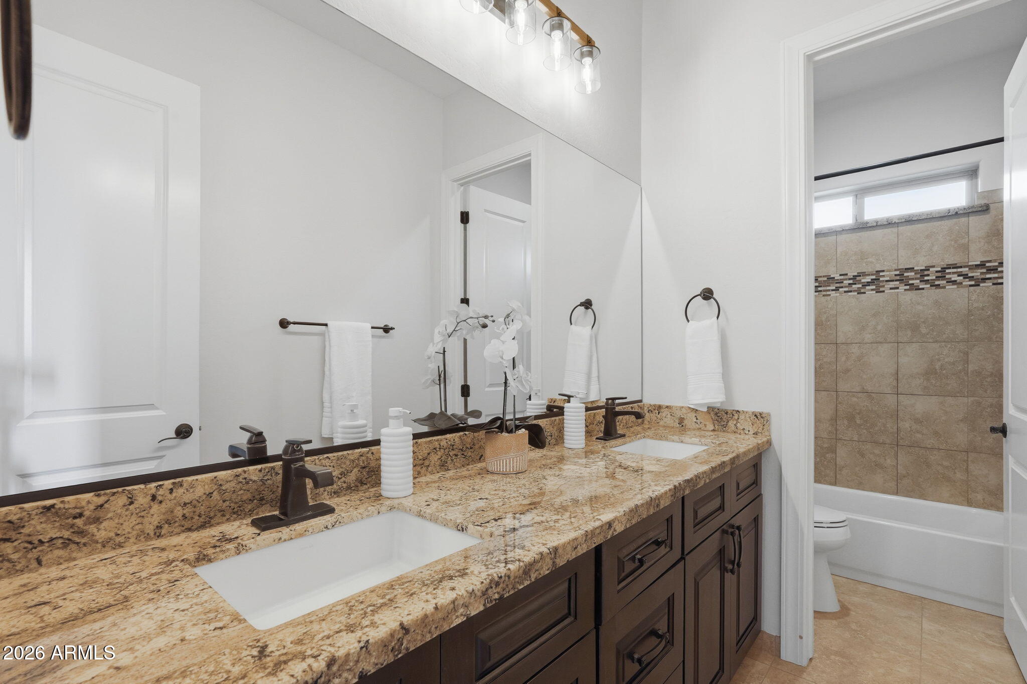 24513 South 182nd Place Gilbert, AZ 85298 - Photo 19 of 35 Bathroom 3