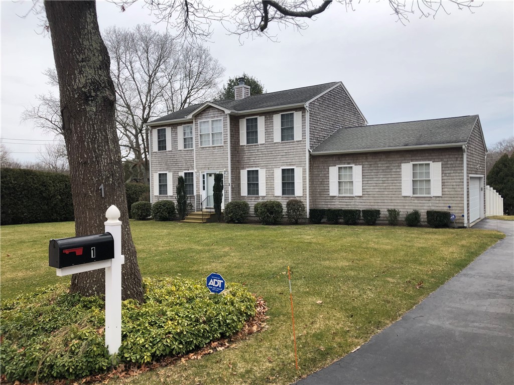 1 Lima Drive Westerly, RI 02891 - Photo 25 of 27 Extra-large drive for company.