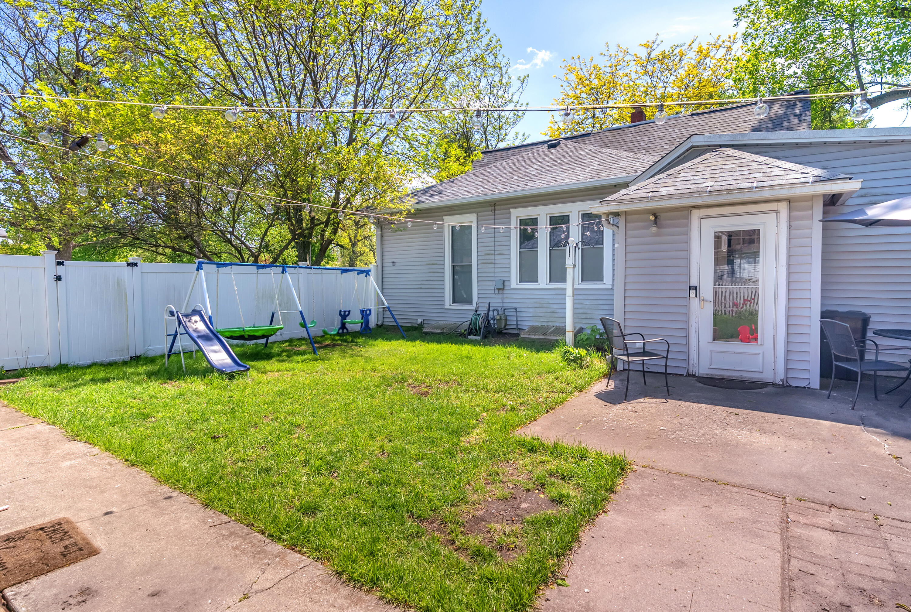 502 North Jefferson Street Rensselaer, IN 47978 - Photo 7 of 27 3000x2015