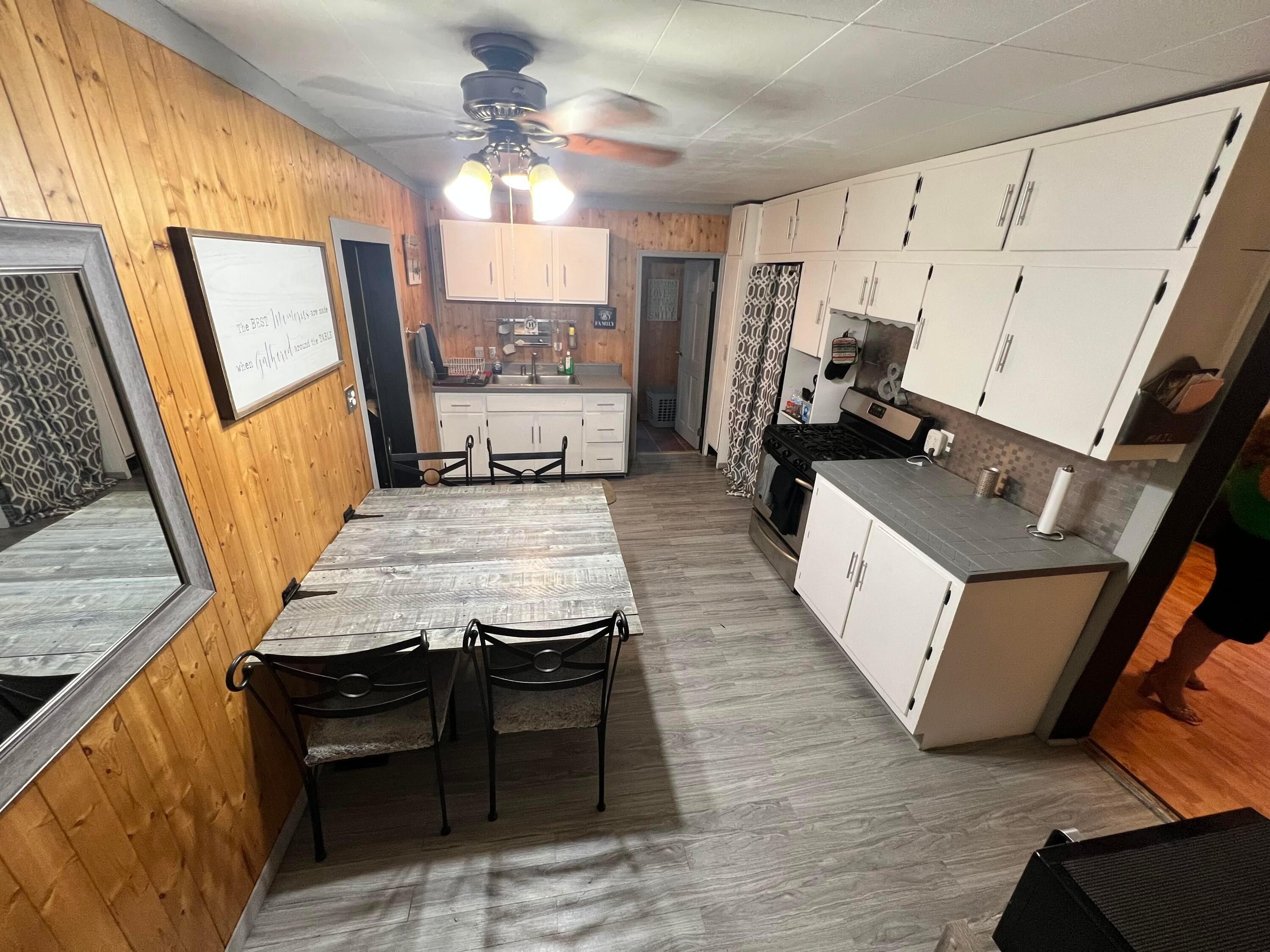 12875 Amish Ridge Road Mount Perry, OH 43760 - Photo 8 of 19 All Appliances Included