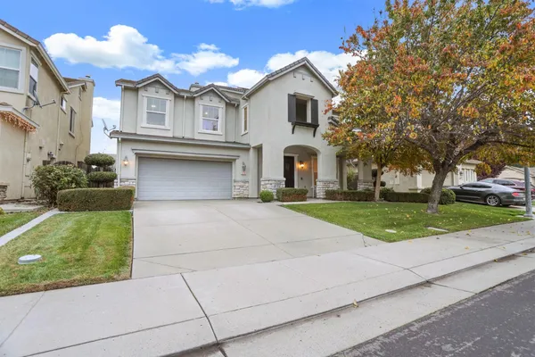 $679,999 | 10816 Merritt Drive, Stockton, CA 95219