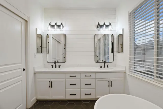 $679,999 | 10816 Merritt Drive, Stockton, CA 95219