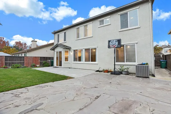 $679,999 | 10816 Merritt Drive, Stockton, CA 95219