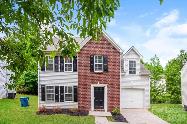 $1,985 | 911 Grass Hollow Court, Charlotte, NC 28216