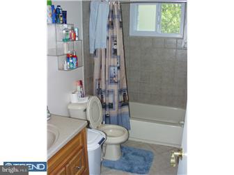 1969 King Arthur Road Philadelphia, PA 19116 - Photo 6 of 10 Bathroom