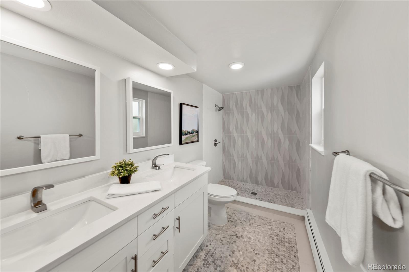 2386 Crabtree Drive Centennial, CO 80121 - Photo 19 of 38