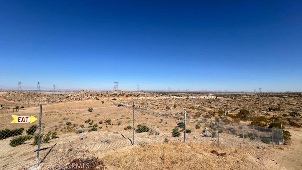 7300 East Mt Emma Road Littlerock, CA 93543 - Photo 27 of 33 a view of an ocean beach