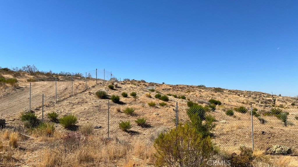 7300 East Mt Emma Road Littlerock, CA 93543 - Photo 30 of 33