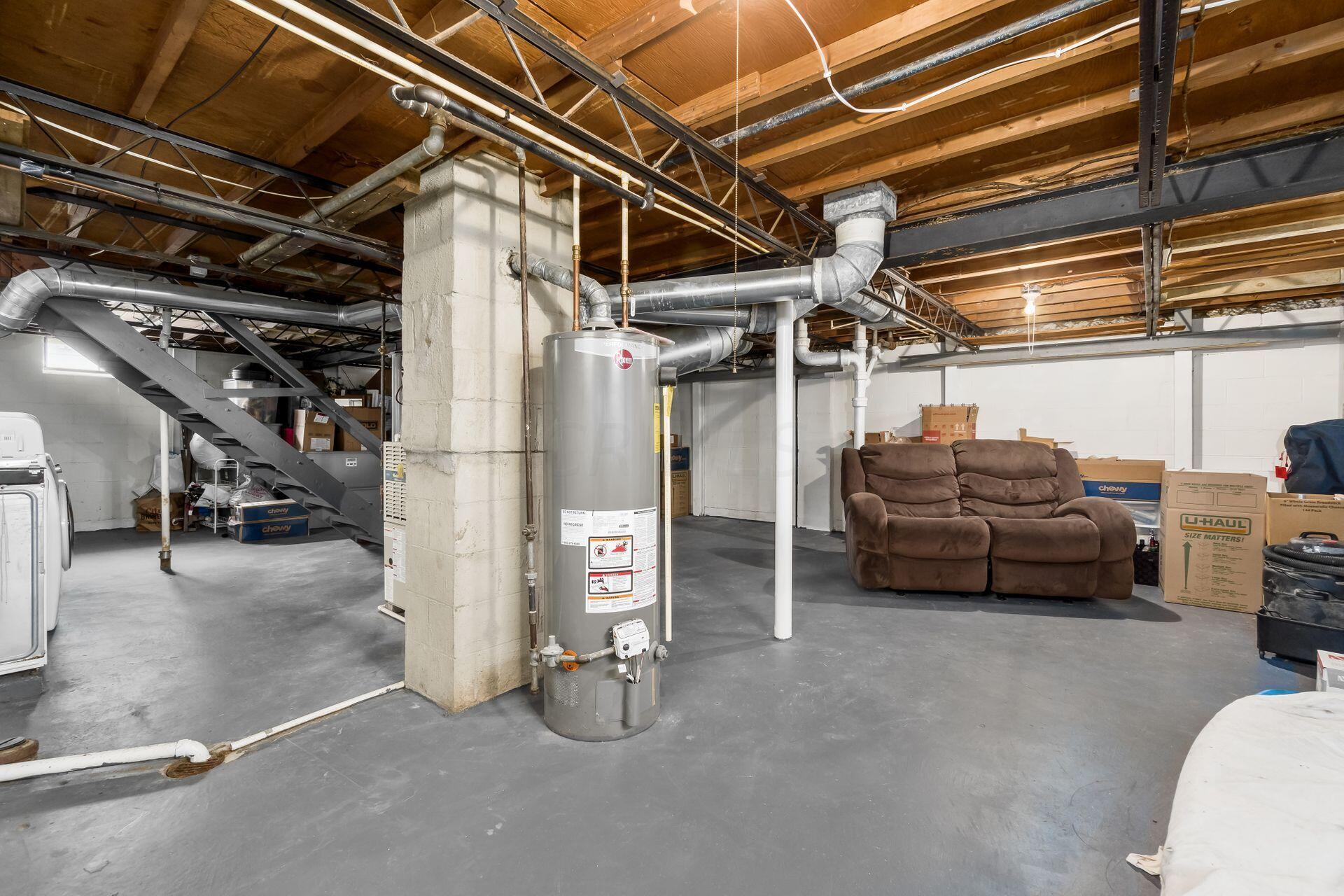 396 Derrer Road Columbus, OH 43204 - Photo 22 of 33 Full basement