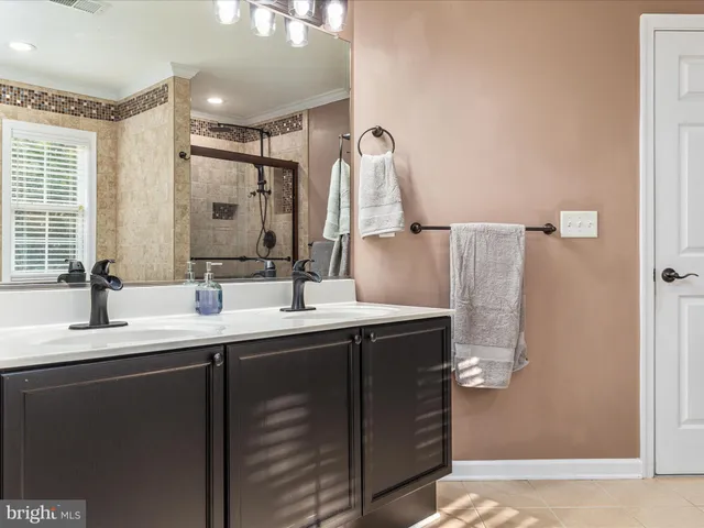 a view of washer and dryer