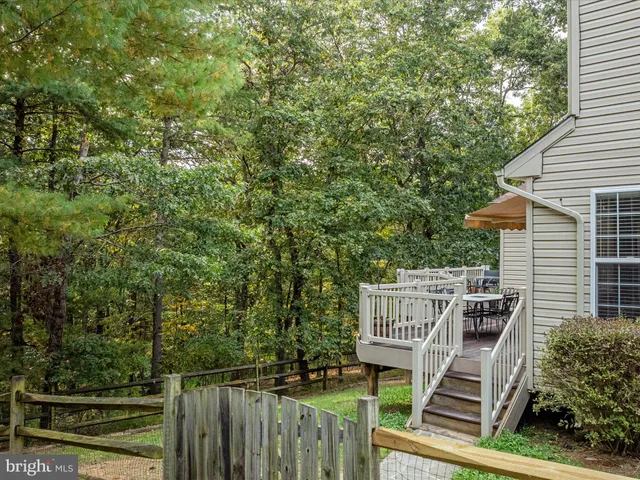 a picture of a wall with a white wall and a painting