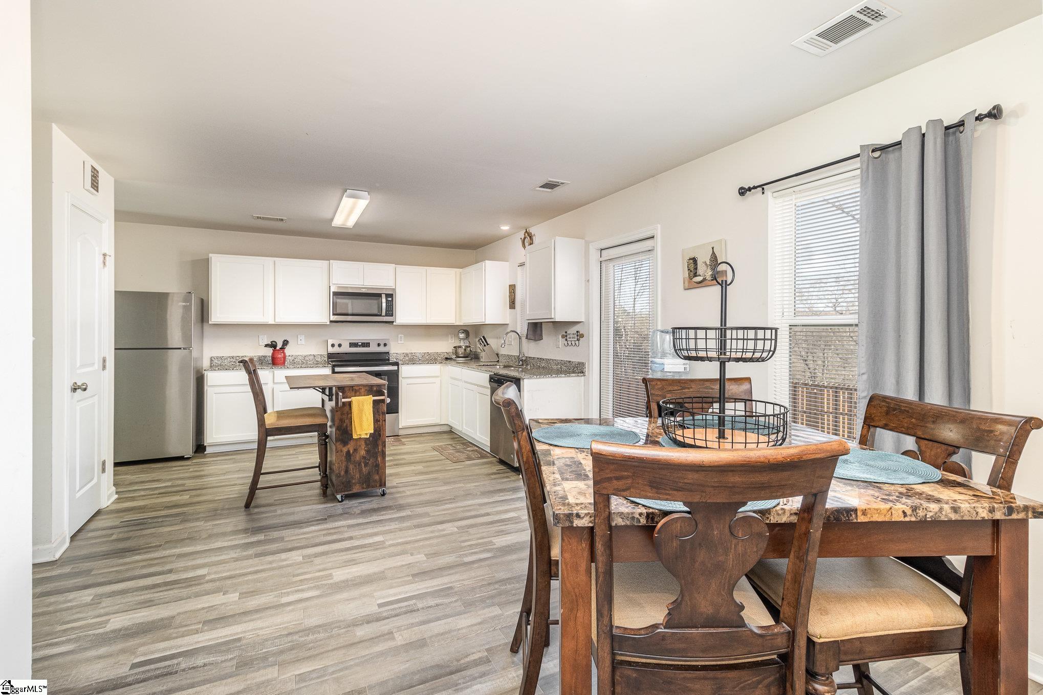 282 Christopher Street Duncan, SC 29334 - Photo 6 of 16