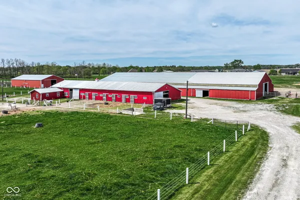 $1,350,000 | 8801 North Walnut Street, Muncie, IN 47303
