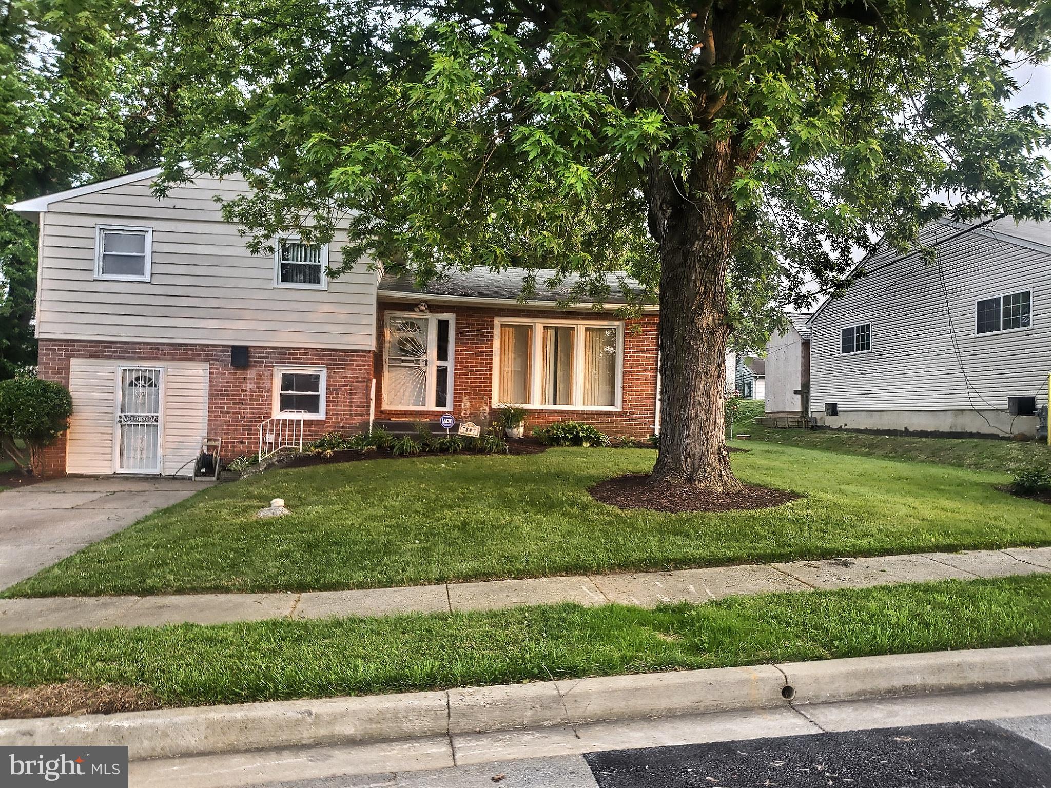 7807 Selgrave Road Baltimore, MD 21244 - Photo 2 of 16