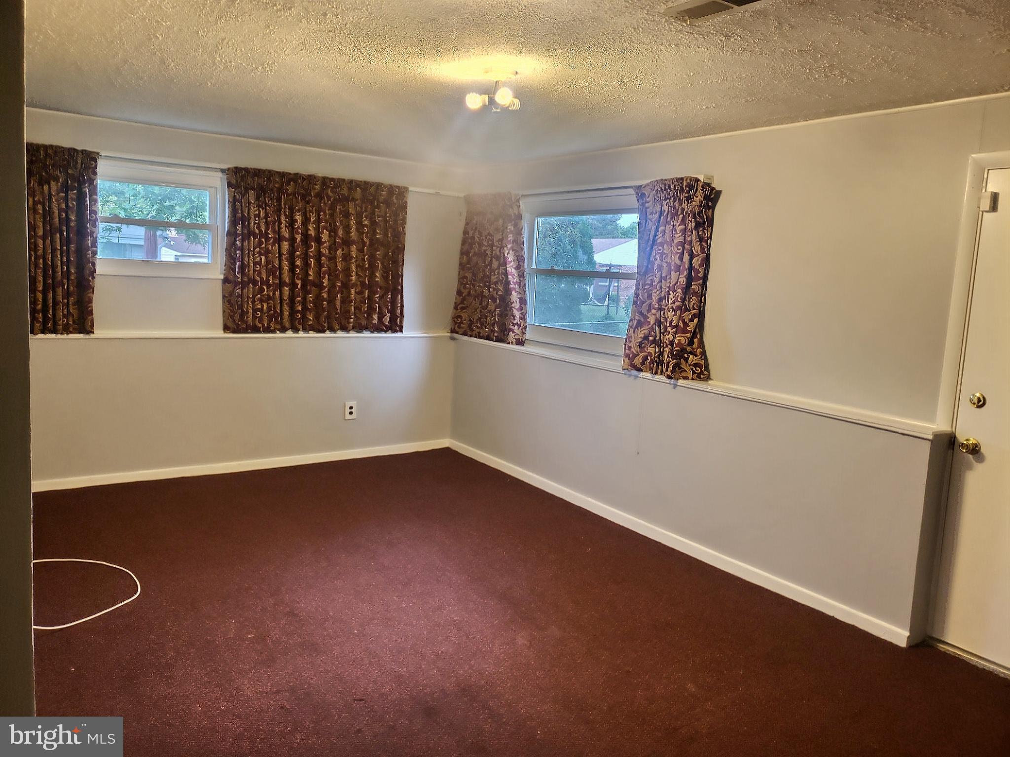7807 Selgrave Road Baltimore, MD 21244 - Photo 12 of 16