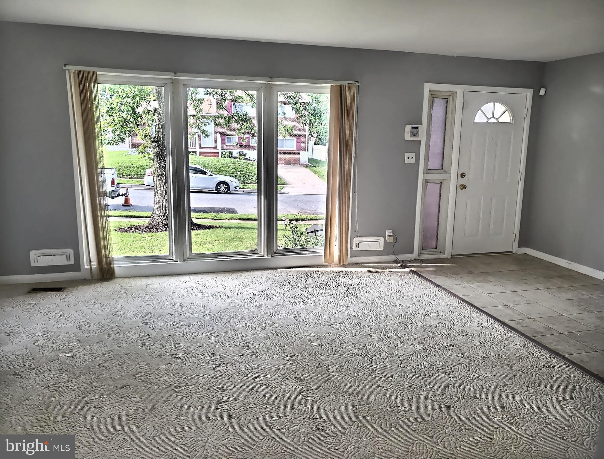 7807 Selgrave Road Baltimore, MD 21244 - Photo 3 of 16