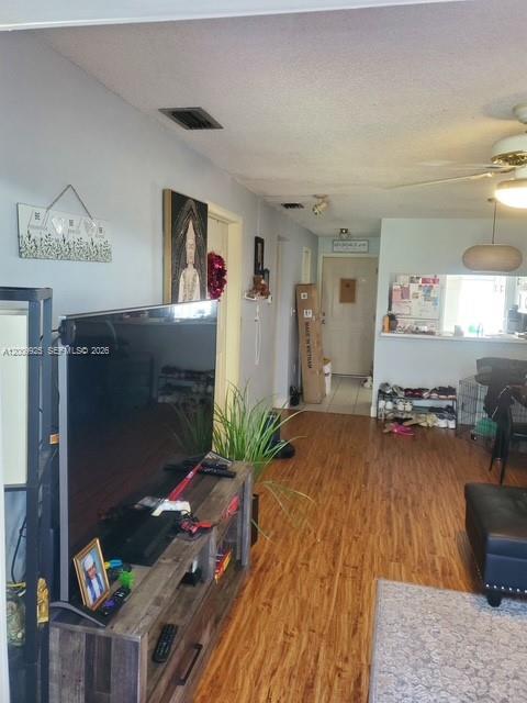 3354 Scorecard Drive New Port Richey, FL 34655 - Photo 3 of 11
