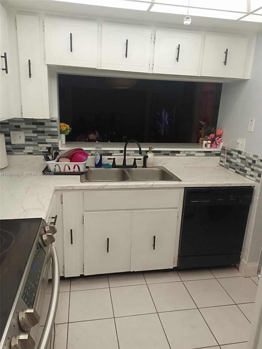 3354 Scorecard Drive New Port Richey, FL 34655 - Photo 5 of 11