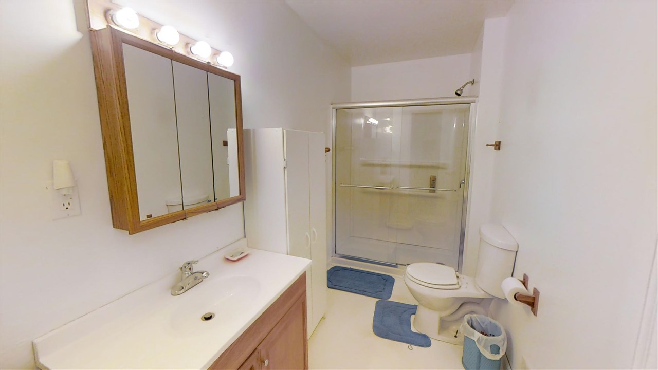 6519 Boone Road Traverse City, MI 49685 - Photo 15 of 30 1835100-14.JPG