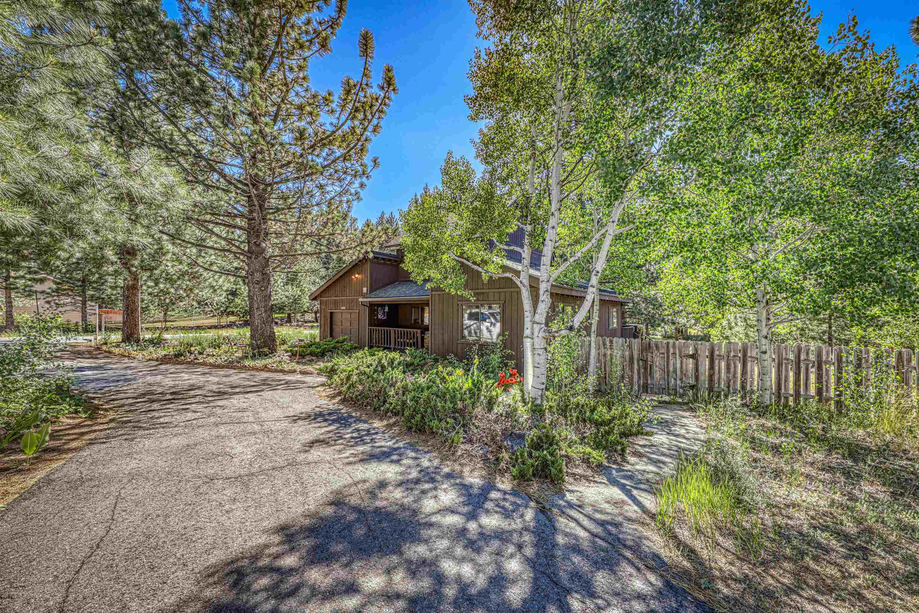 10414 Martis Valley Road Truckee, CA 96161 - Photo 22 of 24
