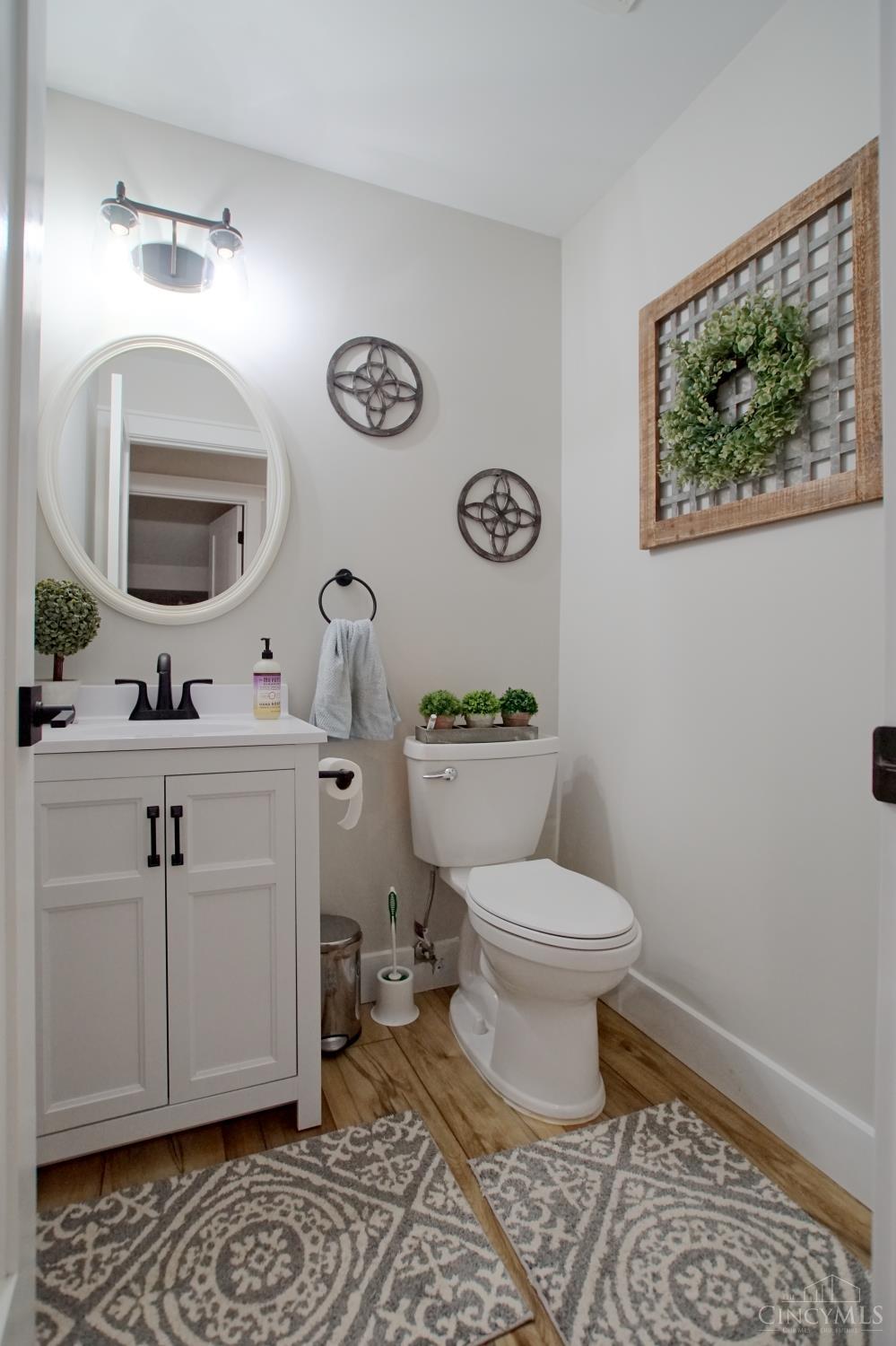 4621 Spring Valley Circle Mason, OH 45040 - Photo 23 of 65 New 1st Floor Half Bath!