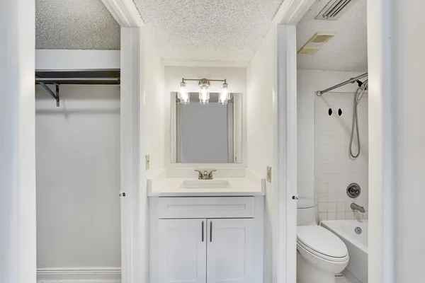a view of walk in closet