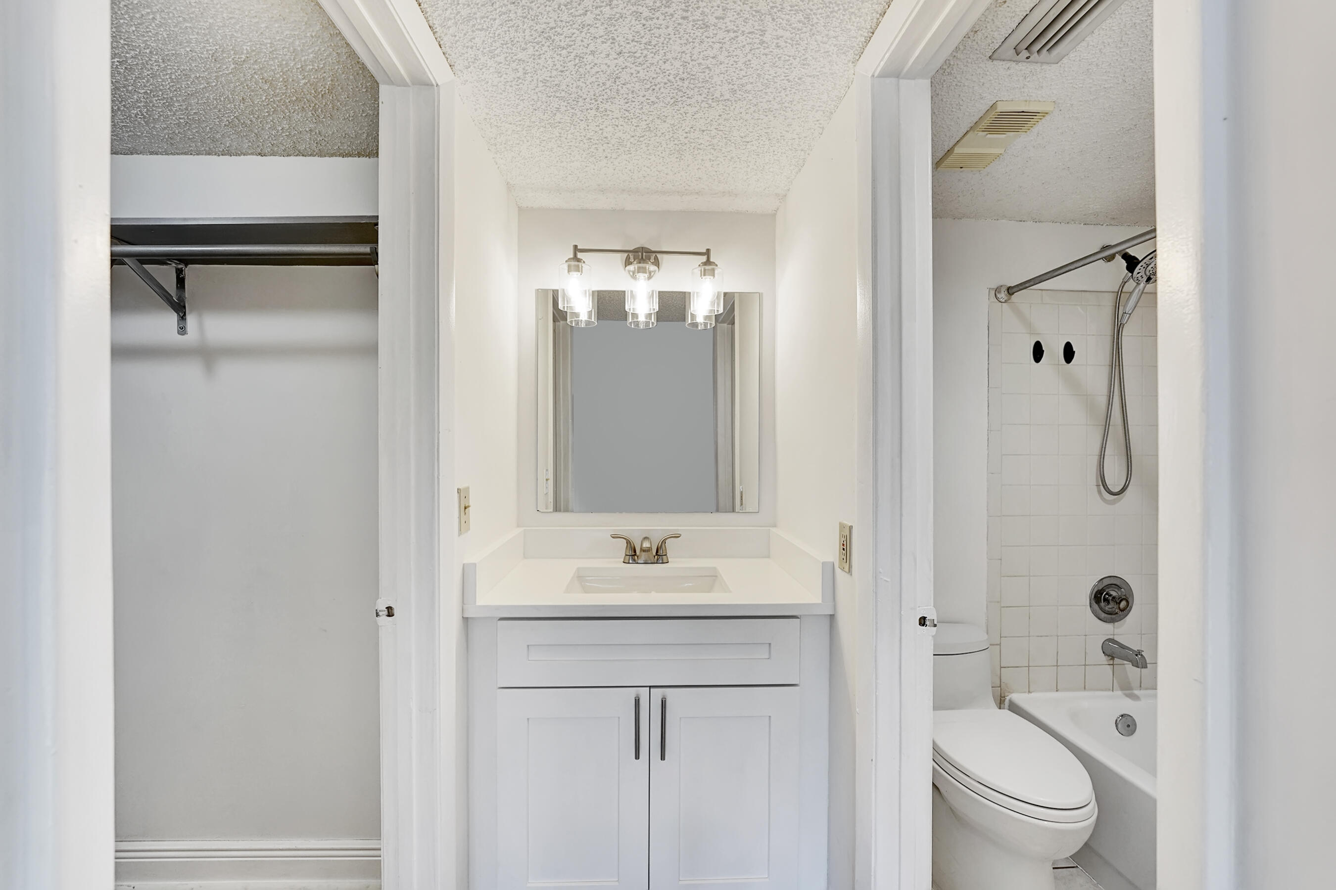 6315 La Costa Drive, Unit A Boca Raton, FL 33433 - Photo 18 of 38 _DSC8419