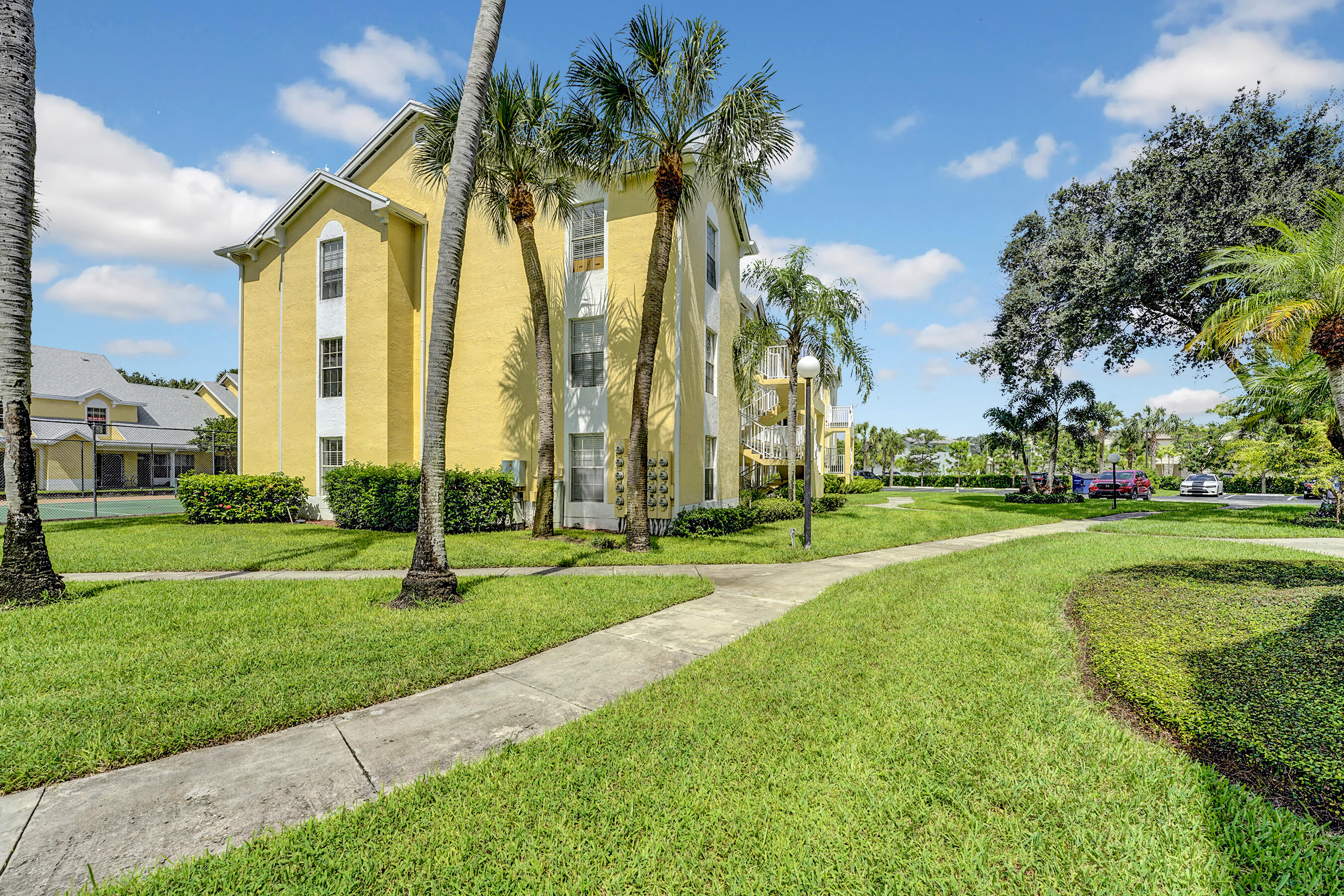 6315 La Costa Drive, Unit A Boca Raton, FL 33433 - Photo 31 of 38 _DSC4559