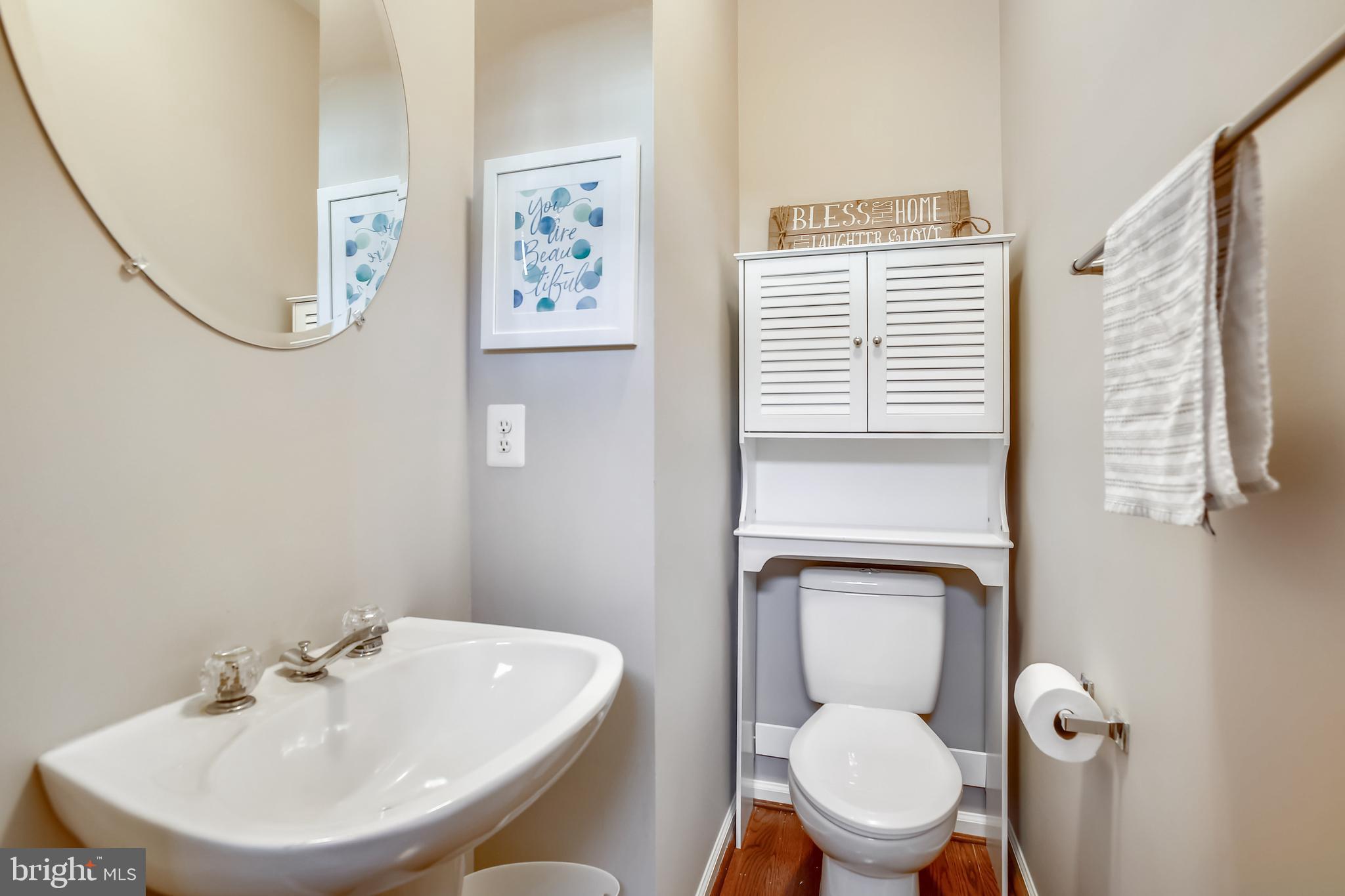 11489 Heritage Commons Way Reston, VA 20194 - Photo 18 of 54 Guest Powder Room on Main Level
