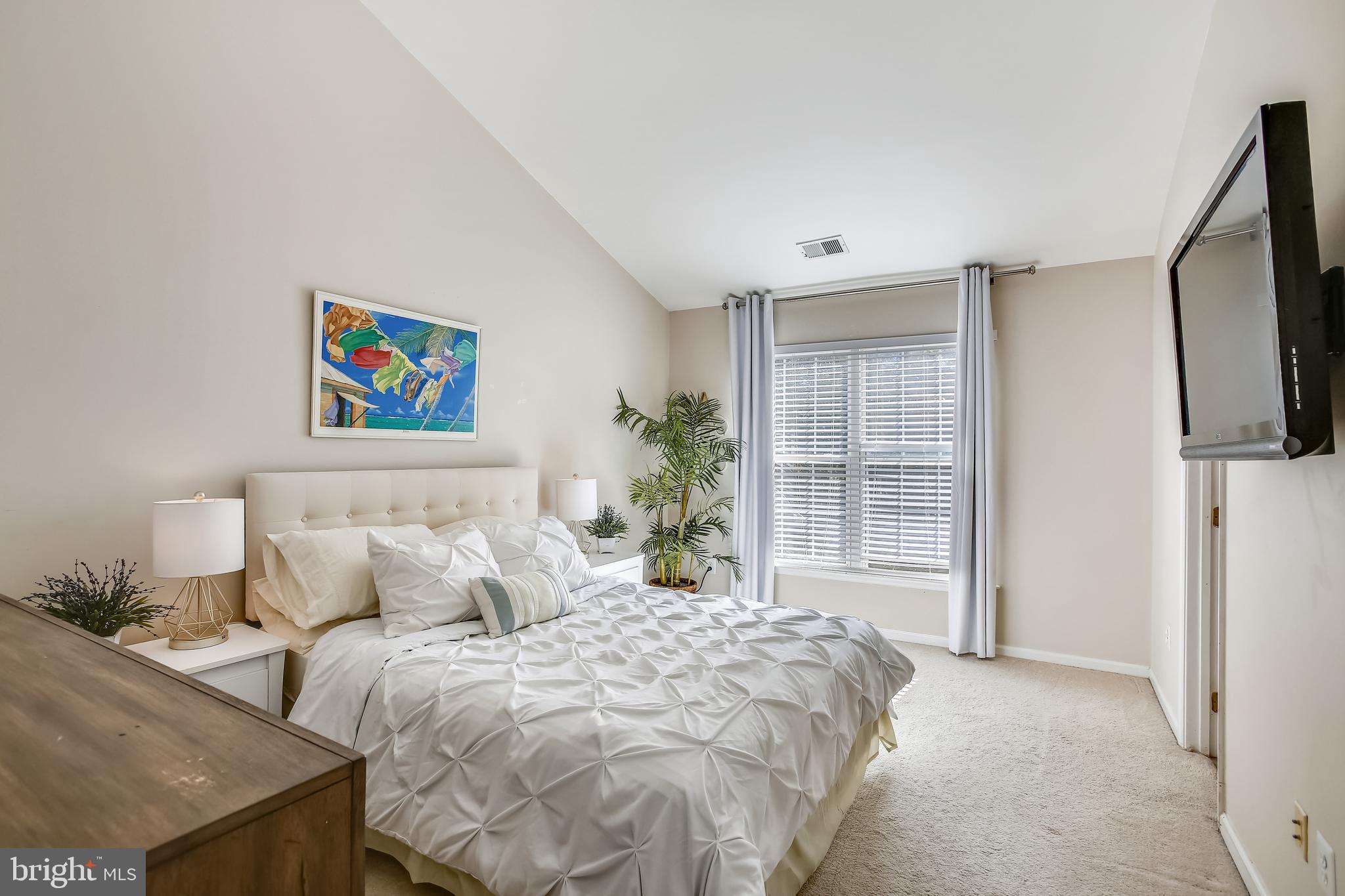11489 Heritage Commons Way Reston, VA 20194 - Photo 20 of 54 Primary Bedroom Suite with View of Trees!