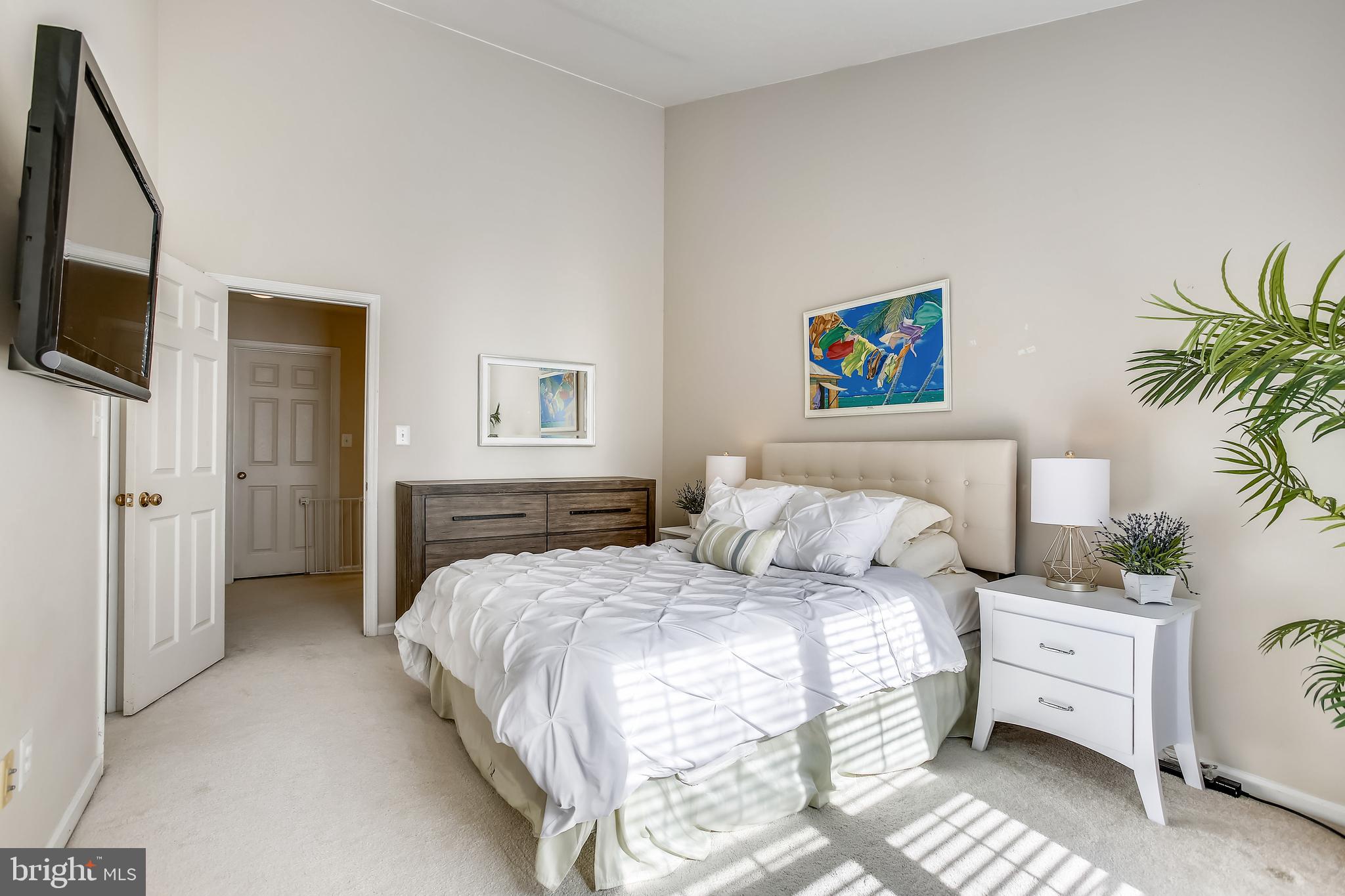 11489 Heritage Commons Way Reston, VA 20194 - Photo 22 of 54 Primary Bedroom Suite with Cathedral Ceiling