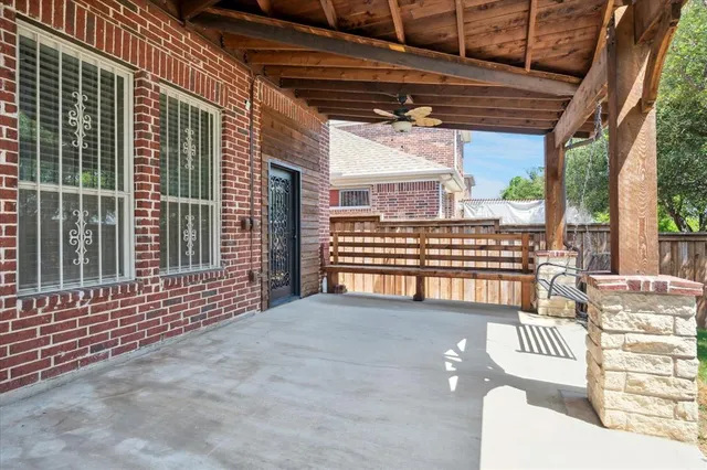 a view of front door with outdoor space