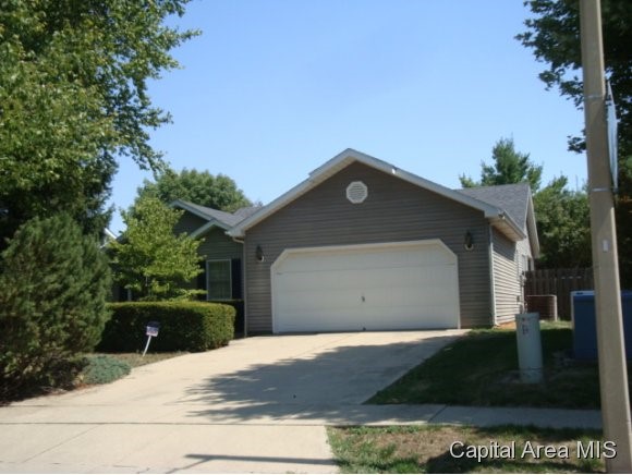 3205 Elderberry Lane Springfield, IL 62711 - Photo 1 of 2
